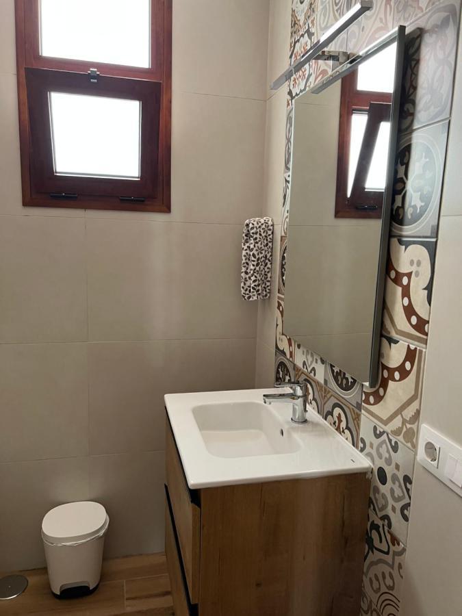 Casa Rural Con Bano Adaptado Y Piscina En โมกัน ภายนอก รูปภาพ