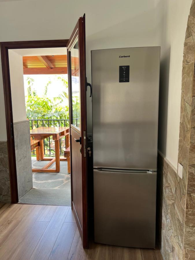 Casa Rural Con Bano Adaptado Y Piscina En โมกัน ภายนอก รูปภาพ